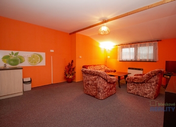 Prodej ubytovacího zařízení 640 m² s pozemkem 874 m²