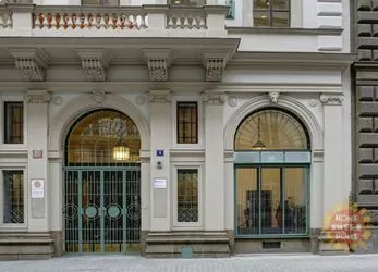 Luxusní nezařízené kanceláře, Ringhofferův palác 150 m od Václavského náměstí, 256,6 m2 + 67,8 m2