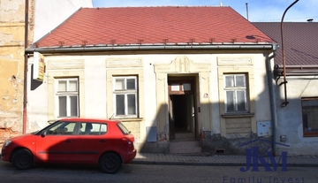 Prodej řadového rodinného domu v Moravské Třebové, zastavěná plocha 245 m2, pozemek 493 m2