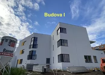Prodej, byt 3+kk 68,72 m2 se zahrádkou a sklepem, Residence Kutná Hora
