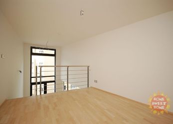 Loftový byt 2+kk (50 m2) k prodeji, balkon, sklep, Praha 8 - Libeň, U libeňského pivovaru