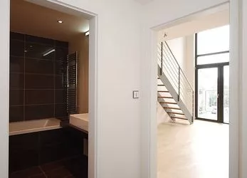 Loftový byt 2+kk (50 m2) k prodeji, balkon, Praha 8 - Libeň, U libeňského pivovaru