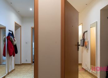 Prodej bytu 3+1 ( 2x 2+kk ), 82,5 m2, ul. Korunní, Praha 2 - Vinohrady