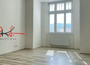 Pronájem, byt po rekonstrukci 2+kk, 48,73 m2, centrum Ústí nad Labem
