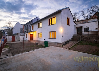 Prodej, vícegenerační rodinný dům, 189 m2, Praha 6, Suchdol, ul. Pod Rybníčkem