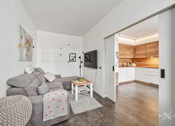 Prodej bytu 2+1 &ndash; 55 m&sup2; + balkon 6,4 m&sup2;, Vladycká, Praha 10 &ndash; Hostivař