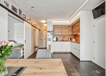 Prodej bytu 2+1 &ndash; 55 m&sup2; + balkon 6,4 m&sup2;, Vladycká, Praha 10 &ndash; Hostivař