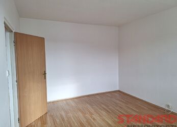 Pronájem bytu 1+1, 36 m&sup2;, Plzeň&ndash;Doubravka, ul. Popelnicová