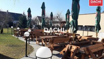 Pronájem zavedené restaurace s venkovním posezením a relaxační zónou, Olomouc ulice Chválkovická