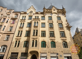 Pronájem luxusního prostorného bytu 5+1 (200 m2), Praha 1 - Staré Město, Pařížská ulice, sauna