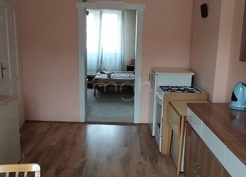 Prodej bytu 1+1 v Karlových Varech ve vyhledávané lokalitě Drahovice