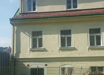 Pronájem bytu 3+1 63m2 v Karlovyých Varech ul. Na vyhlídce
