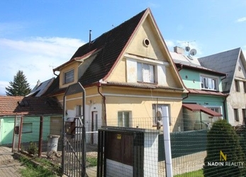 Prodej řadového domu před rekonstrukcí, ulice Roubalova, Habartov