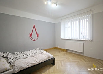Prodej bytu 4+1, OV, cihla, 3. patro, ulice Kosmonautů, Karlovy Vary - Rybáře