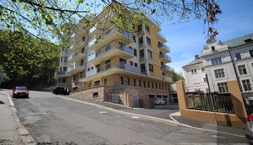 Pronájem bytu 1+1, OV, 1. patro, ulice Svahová, Karlovy Vary