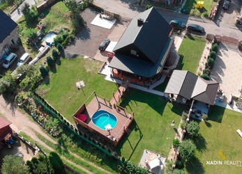 Prodej rodinný dům, zahrada, bazén, Dlouhá Lomnice