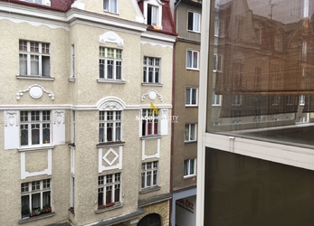 Pronájem bytu 2+kk, balkon, Jateční, Karlovy Vary