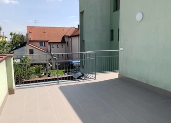 Byt k pronájmu 2+kk 50 m² s terasou 40 m², Praha 8 - Ďáblice, Kokořínská