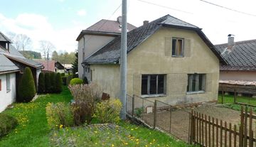 Prodej 2 rodinných  domů  3+1 a  6+1 v obci  Chlumětín, okr. Žďár nad Sázavou.