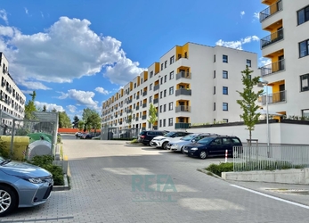 Byt k prodeji 3+kk 123 m2 s terasou, lodžií a parkovacím stáním, Praha Uhříněves