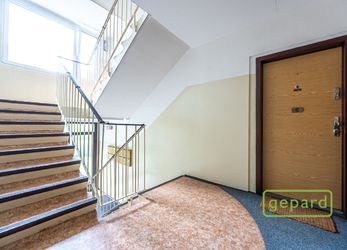 Prodej bytu 5+1, 124 m2, lodžie, 2x sklep, Praha - Stodůlky