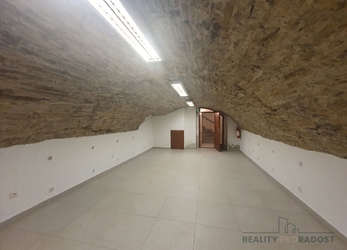 Pronájem obytného prostoru o velikosti 1+kk o výměře cca 50 m2 v Jablunkově