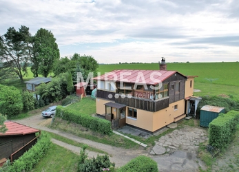 Bělá pod Bezdězem, prodej chaty 4+1, 119 m2 na pozemku 558 m2, okr. Mladá Boleslav.