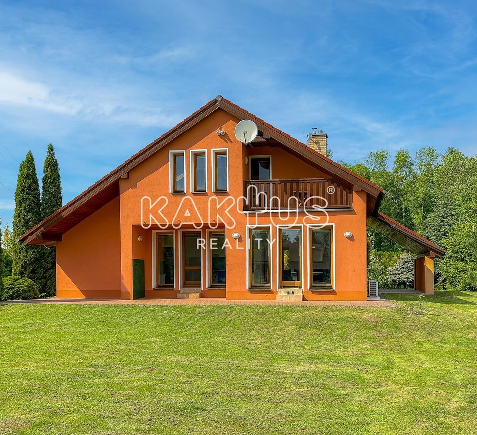 Prodej rodinného domu 4+kk s pozemkem (2776 m2), Kunčičky u Bašky, okr. Frýdek - Místek