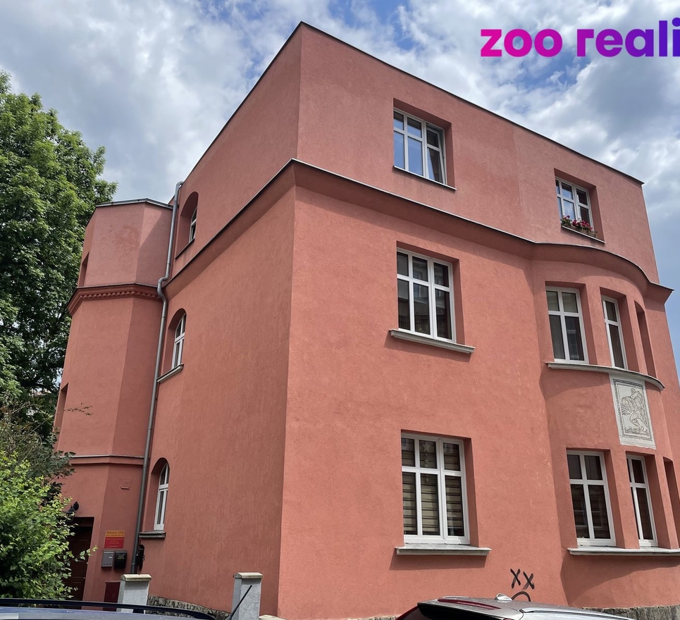 Exkluzivní prodej nadstandardního bytu ve vile 101 m2 s balkonem, Klíše - Ústí nad Labem