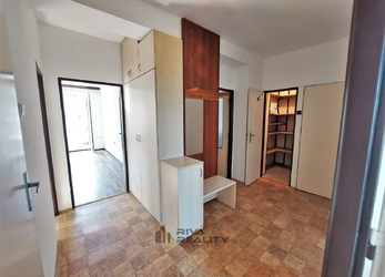 Prodej bytu 3+1 68 m2 s balkonem, Veslařská, Brno - Jundrov