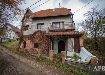 Prodej chaty Uherské Hradiště - Vinohradská