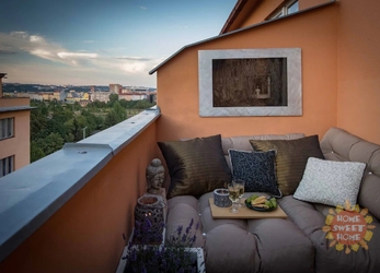 Praha 7 - Holešovice, krásný plně zařízený byt 1+kk (24 m2) k pronájmu, terasa, Bubenská ulice