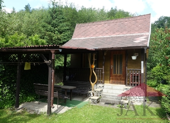 Sušice - Pražská; chata (zast. pl.: 21 m2) se zahradou 365 m2