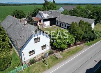 Bukovno - Líny, prodej RD 4+1, 143 m2 na pozemku 3 076 m2, okr. Mladá Boleslav.