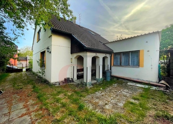 Prodej rodinného domu, 672 m2, Tymákov