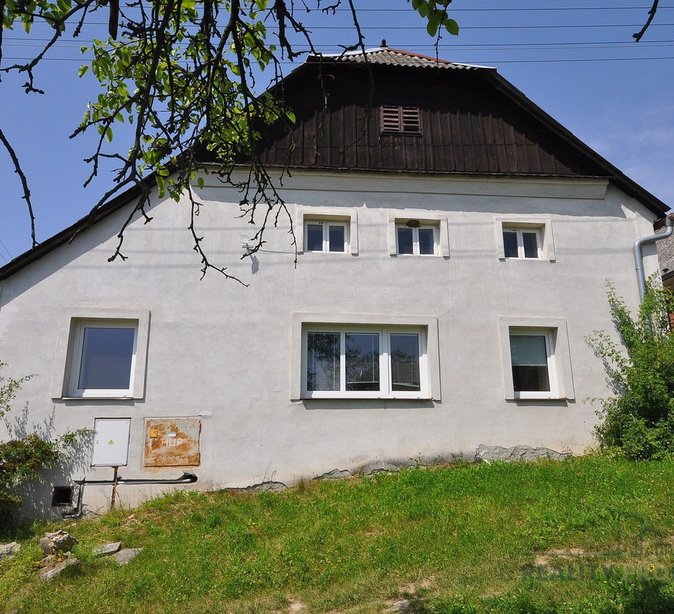 Prodej rodinný dům Litovel Savín 1387m2