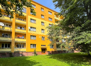 Prodej bytu 3+1 (71 m2) s lodžií, ulice Zd. Štěpánka, Frýdek-Místek