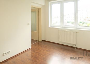 Prodej bytu 2+kk/T, 90 m2, OV, Praha 5 - Hlubočepy