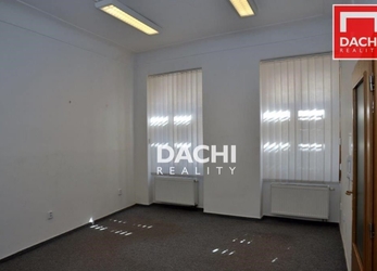 Pronájem nezařízené kanceláře v centru města o velikosti 22 m v Olomouci, ulice Panská
