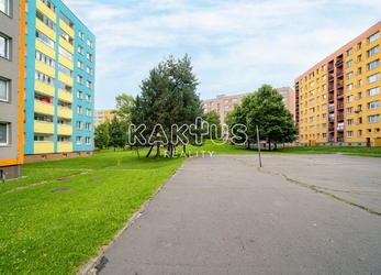 Prodej bytu 3+1 (62 m2) s lodžií, v osobním vlastnictví, na ulici Jana Škody, Ostrava-Jih.