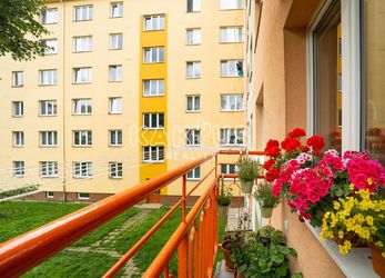 Prodej bytu 2+1 s balkonem (56 m2), ulice Stavební, Ostrava-Poruba