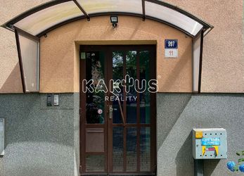 Prodej bytu 2+1 s balkonem (56 m2), ulice Stavební, Ostrava-Poruba