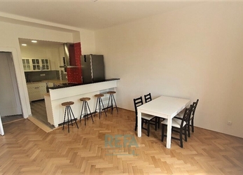 Nabízíme k pronájmu byt 2+1 o rozloze 97 m² , Naměstí Jiřího z Lobkovic, Vinohrady -Praha 3