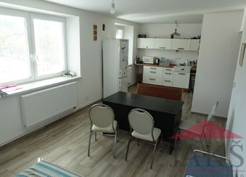 Sušice - Hájkova; byt 3+kk/balkon se zahrádkou (75 m2) a parkovacím místem