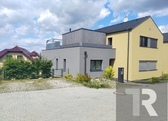 Prodej bytu v novostavbě v Plzni-Černicích, 3+KK, 90 m2, 50 m2 terasa + parkovací stání