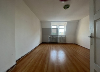 Prodej byt 1+1, podílové spoluvlastnictví, cihla, 3. patro, ulice Sokolovská, Karlovy Vary