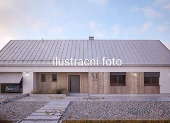 Prodej rodinného domu 4 + kk s garáží, pozemek 781 m2