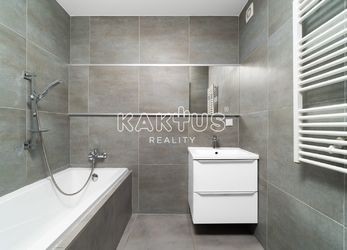 Prodej bytu v osobním vlastnictví 3+1 ( 68 m2, lodžie ), ul. Václava Košaře, Ostrava- Dubina