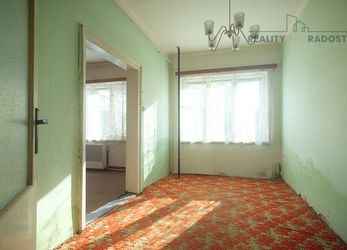 Prodej pozemku s rodinným domem k demolici, 434 m2, Dub nad Moravou