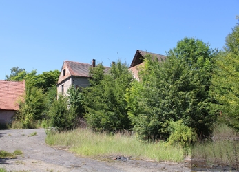 Prodej zemědělské stavby v obci Chrášťany u Týna Vltavou